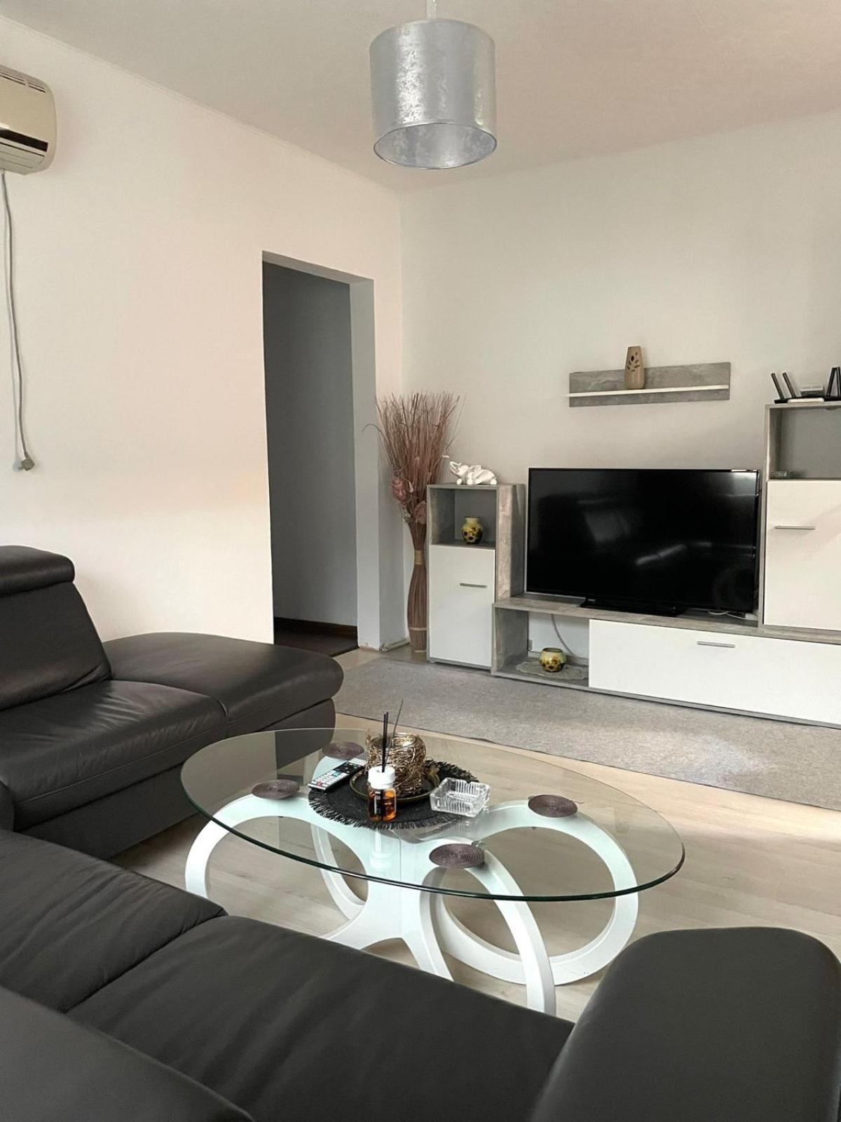 Apartament Inu Orşova 외부 사진