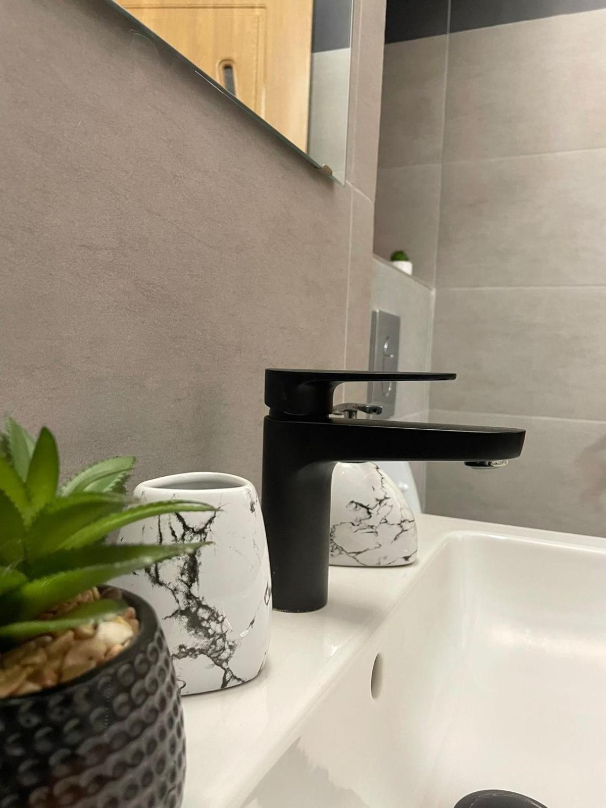Apartament Inu Orşova 외부 사진