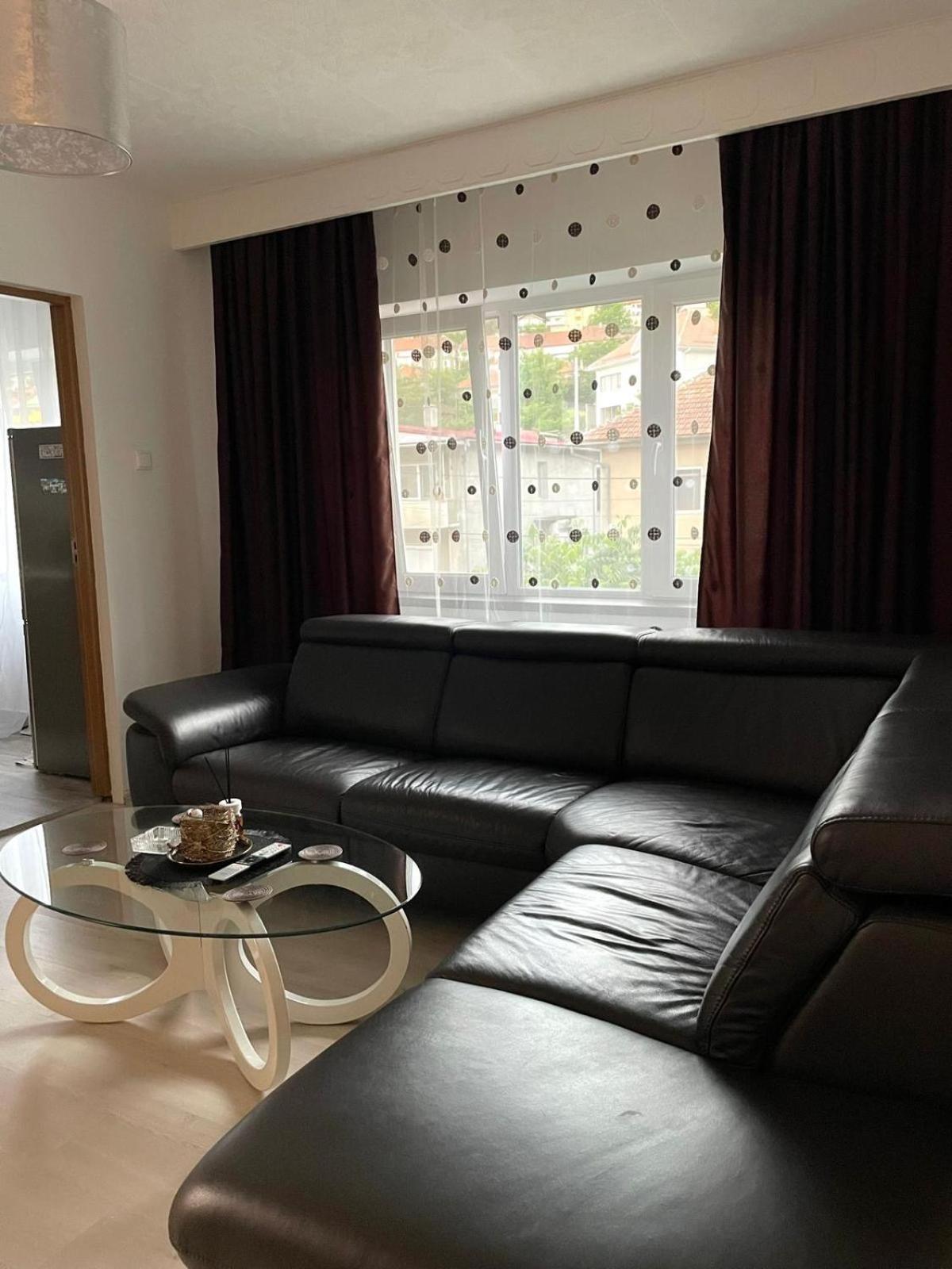 Apartament Inu Orşova 외부 사진
